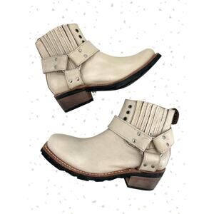 Freebird by Steven Whiskey White Beige Leather Ankle Boots Biker Harness Size 8